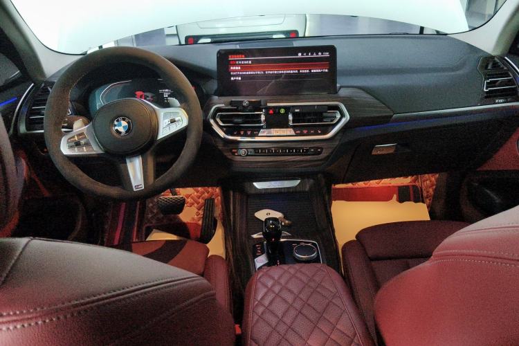 Used BMW X3 2023 xDrive30i Leading Model M Night Edition Package Center Console