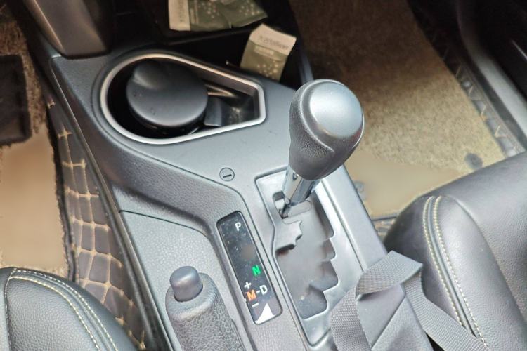 Used Toyota RAV4 2016 2.0L CVT Two-Wheel Drive Fashion Edition China V Standard