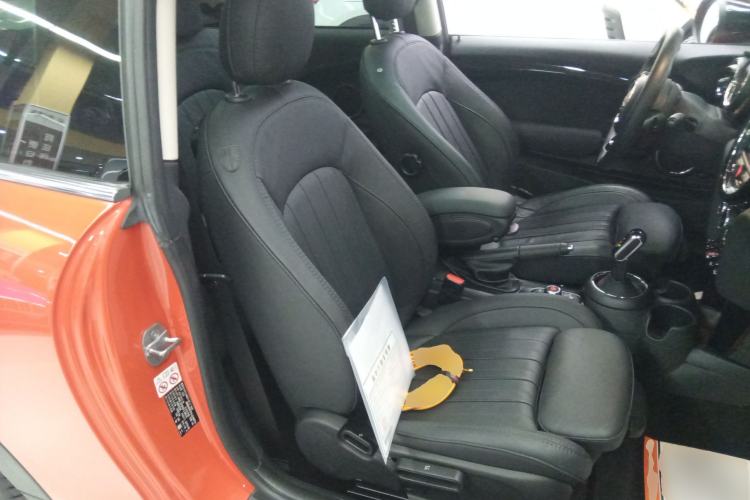 Used MINI 2019 2.0T COOPER S Artist