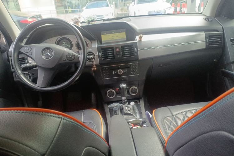 Used Mercedes-Benz GLK-Class 2011 GLK 300 4MATIC Fashion Model