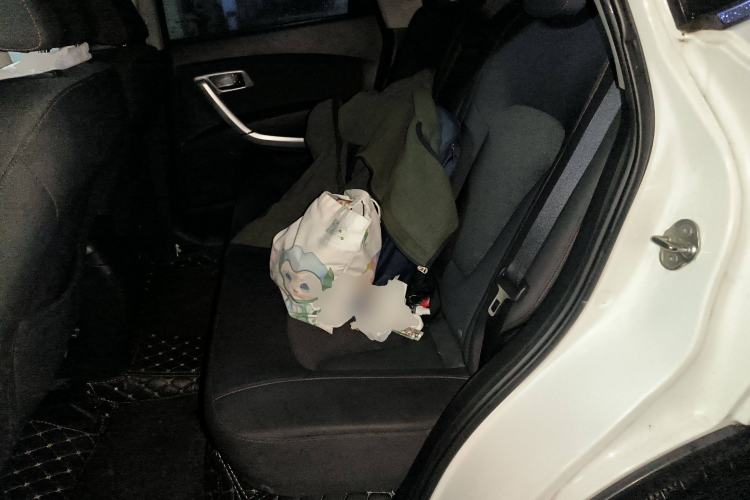 Used Bestune X80 2013 2.0L automatic comfort version