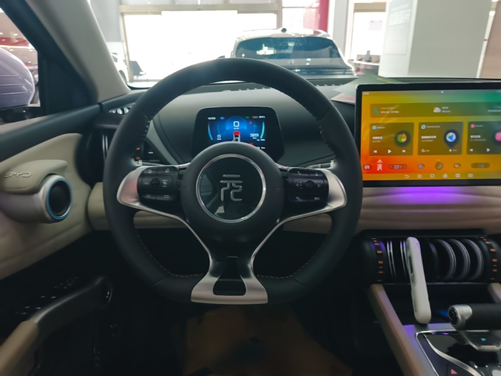 BYD Yuan PLUS 2024 Honor Edition 430KM Beyond Model — снимка 13