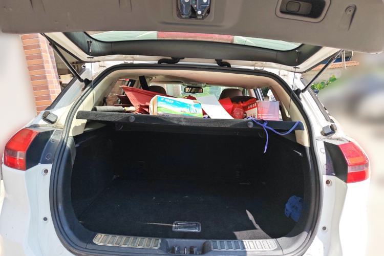 Used Geely Auto Emgrand X7 Sport 2016 1.8TD Automatic ZhiZun Version
