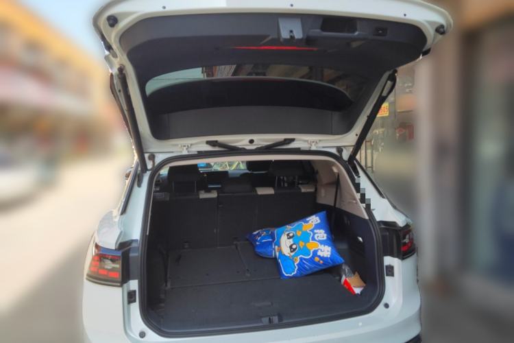 Used Volkswagen ID.6 CROZZ 2021 Long-Range PRO Edition Trunk