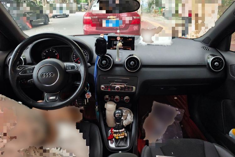 Used Audi A1 2016 30 TFSI Sportback S Line Sports Edition Center Console