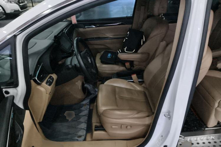 Used Buick GL8 2018 ES 28T Luxury Model China VI Standard Left Front Seat