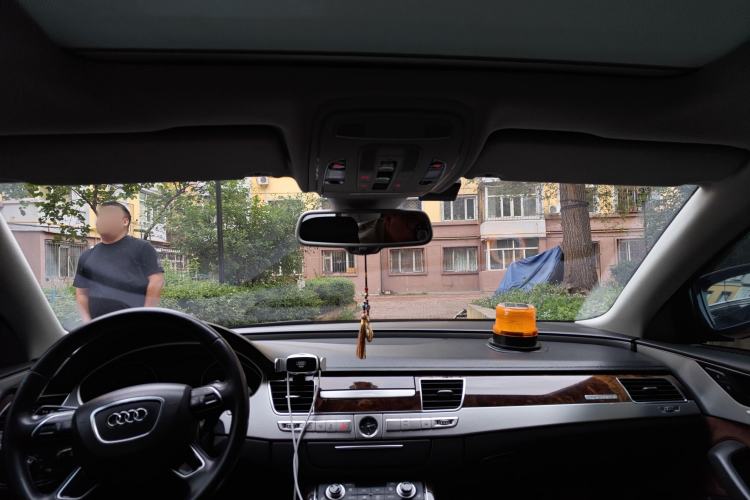 Used Audi A8 2014 A8L 45 TFSI quattro Comfort model
