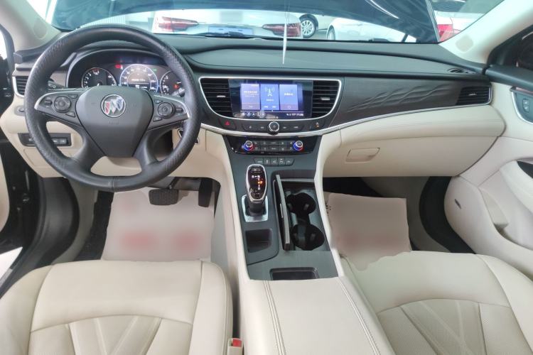 Used Buick LaCrosse 2022 Avenir Avia First Edition
