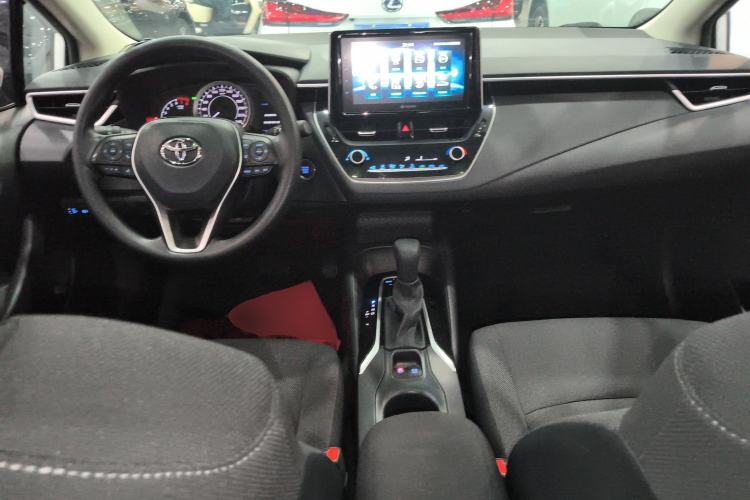 Used Toyota Corolla 2019 1.2T S-CVT GL-i Elite Edition Center Console