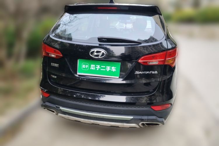 Used Hyundai Santa Fe 2015 2.0T Automatic Two-Wheel Drive Smart Version 5 Seats