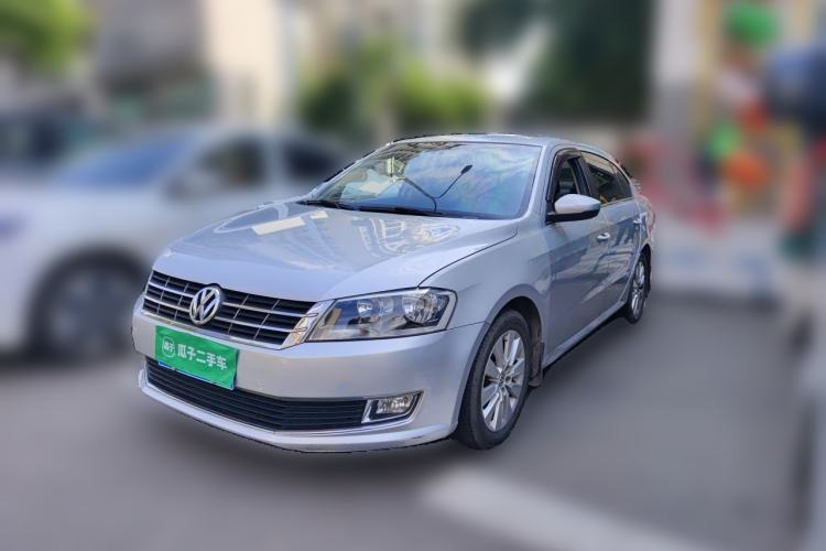 Used Volkswagen Lavida 2013 Restyled Classic 1.6L Manual Comfort Edition