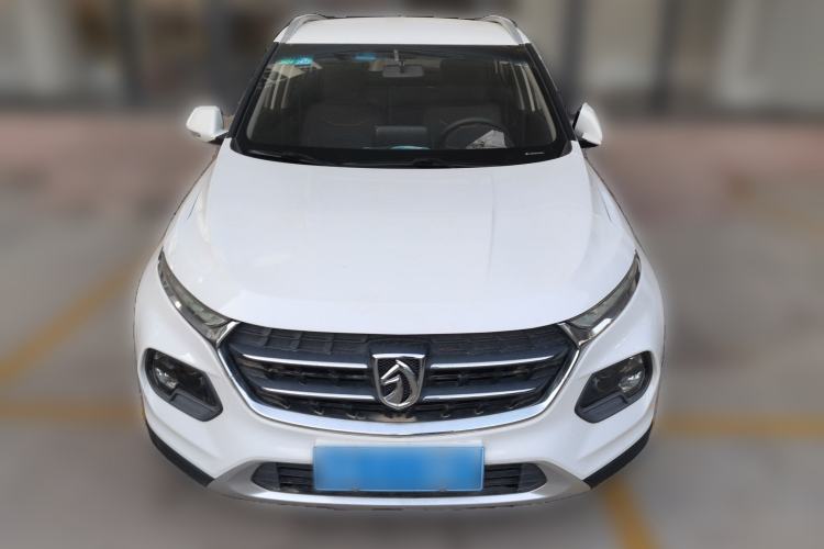 Used Baojun 510 2017 1.5L Manual Fashion Model
