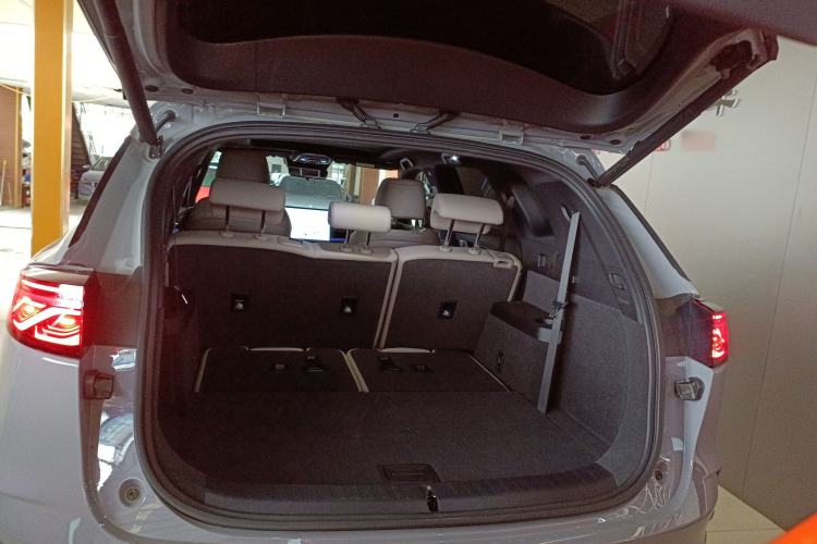 Used BYD Tang New Energy 2025 DM-i 115KM Prestige Model
