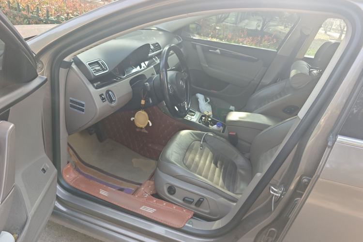 Used Volkswagen Magotan 2015 Facelift 1.8TSI Luxury Model Driver Seat