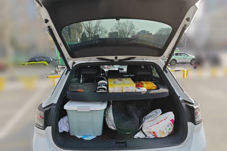 Used Volkswagen T-ROC 2023 300TSI DSG Two-Wheel-Drive Chen Guang Edition Trunk