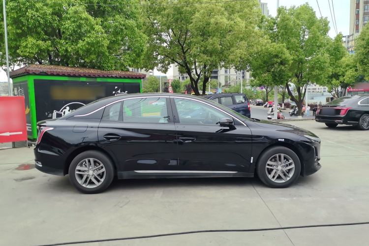 Used Hongqi E-QM5 2025 500km Range Commuter Version
