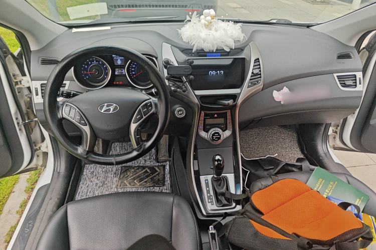 Used Hyundai Elantra (5th Generation / Langdong) 2013 1.6L Automatic Luxury Model