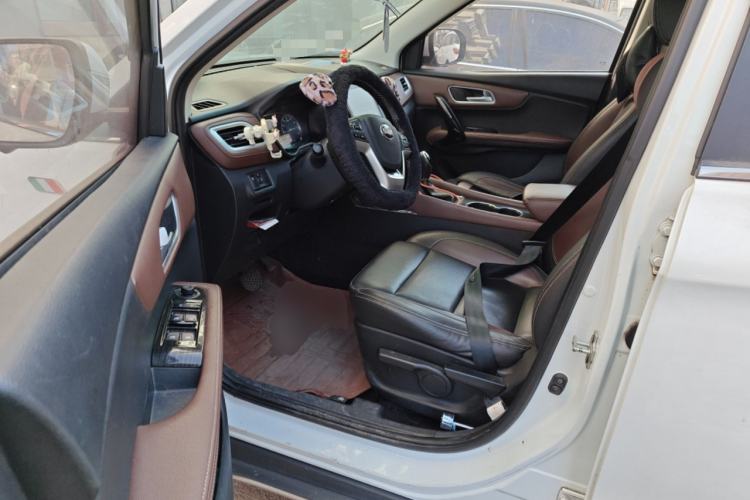 Used SWM X7 2017 1.5T Automatic Smart Enjoyment Version 7 Seats Driver Seat