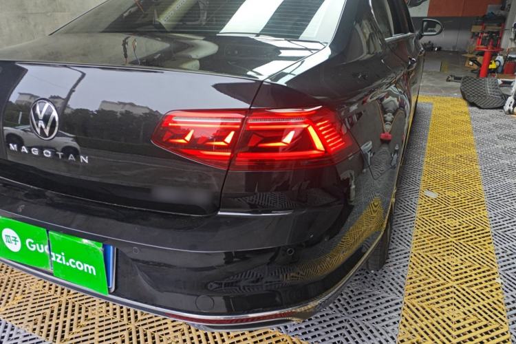 Used Volkswagen Magotan 2020 330TSI DSG Luxury Edition Exterior 3