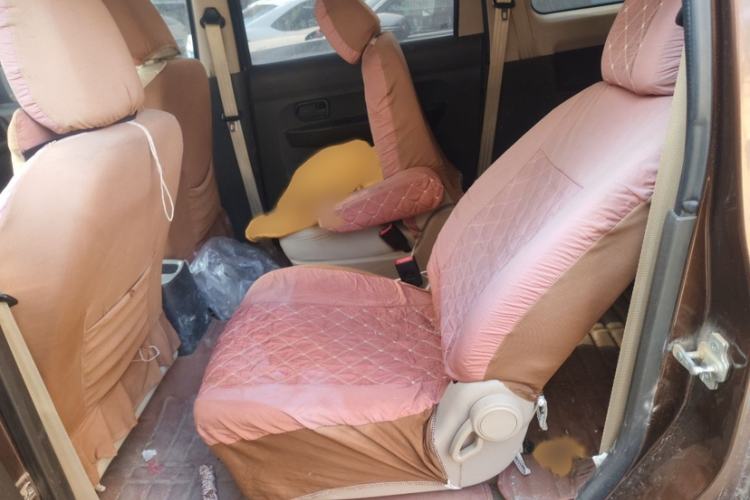 Used Wuling Hongguang 2014 1.5L S Standard Version
