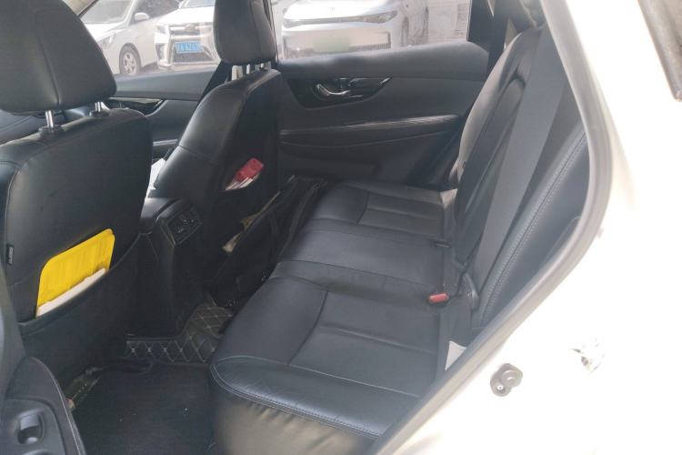 Used Nissan X-Trail 2019 2.0L CVT Smart Connect Comfort Edition 2WD
