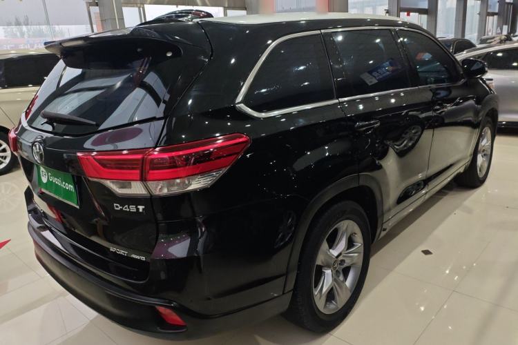 Used Toyota Highlander 2018 2.0T Four-Wheel Drive Prestige Version 7 Seats China V Emission Standard Rear Right 45 Deg