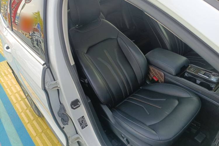 Used Ford Edge 2021 PLUS EcoBoost 245 Two-Wheel-Drive Titanium 7-Seater
