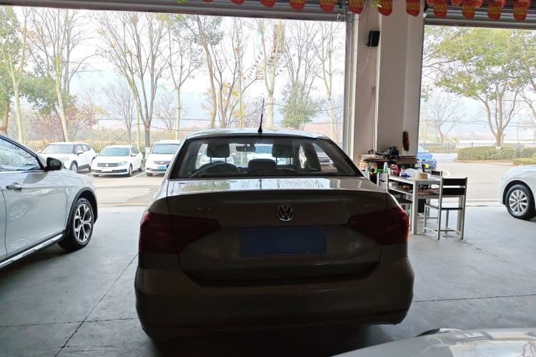 Used Volkswagen Jetta 2019 Dream Edition 1.4L Manual Fashion Version