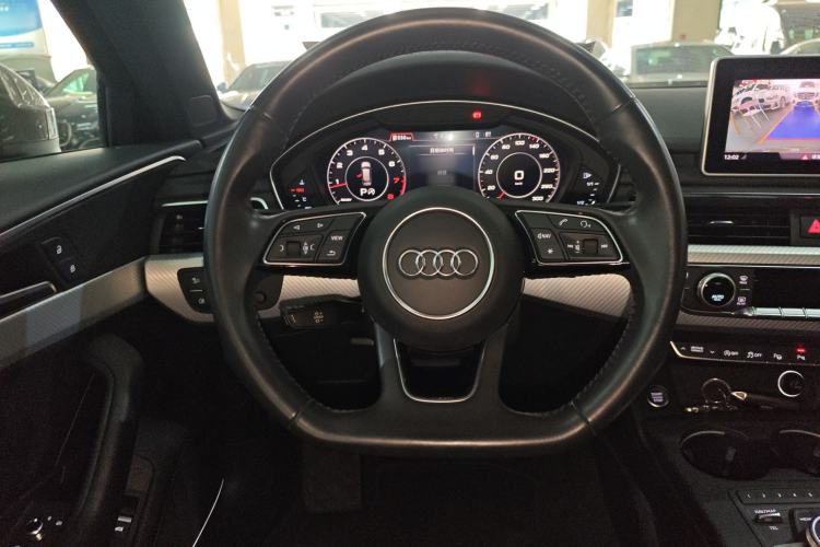 Used Audi A4 2017 45 TFSI allroad quattro Sport model Steering Wheel