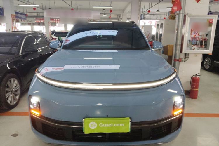 Used Li Auto L8 2023 Pro Model
