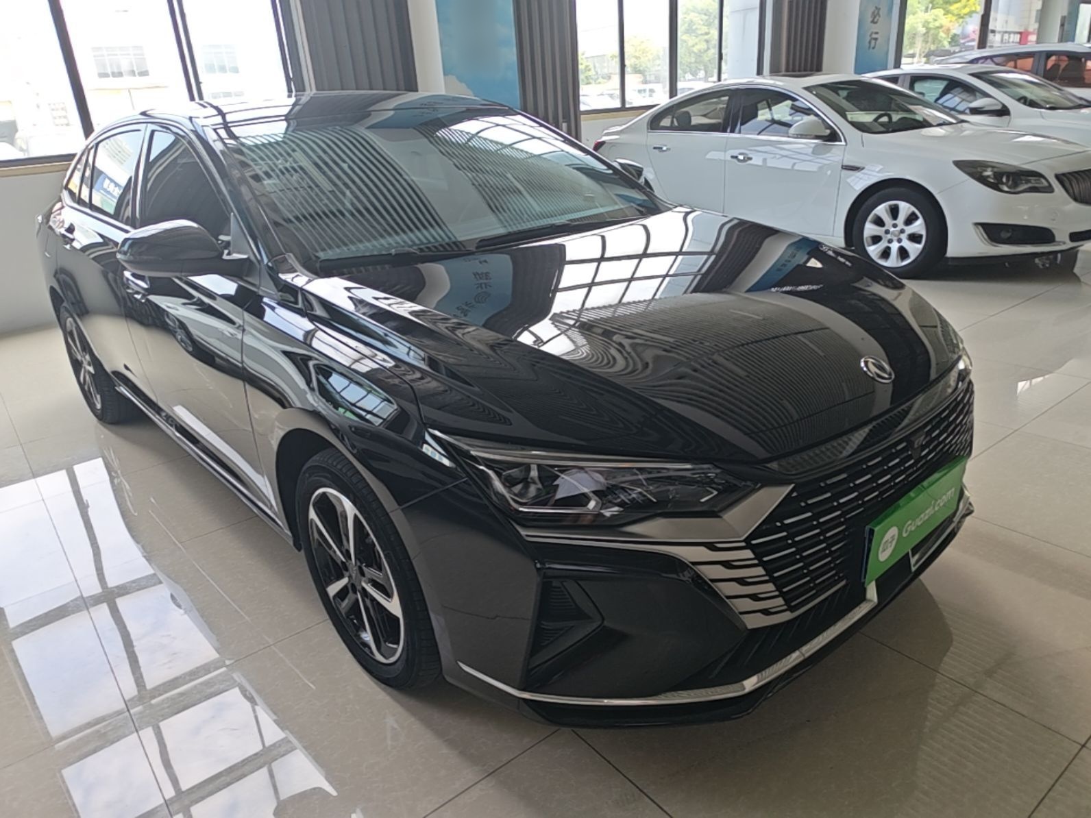 Dongfeng Aeolus Yixuan MAX 2024 1.5T Luxury Edition — снимка 3