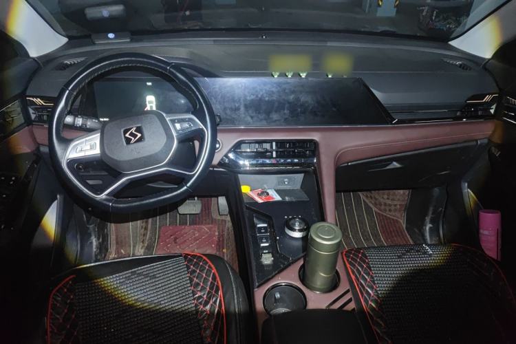 Used SOL X8 PLUS 2023 1.5 TGDI DCT Smart Edition 7-Seater