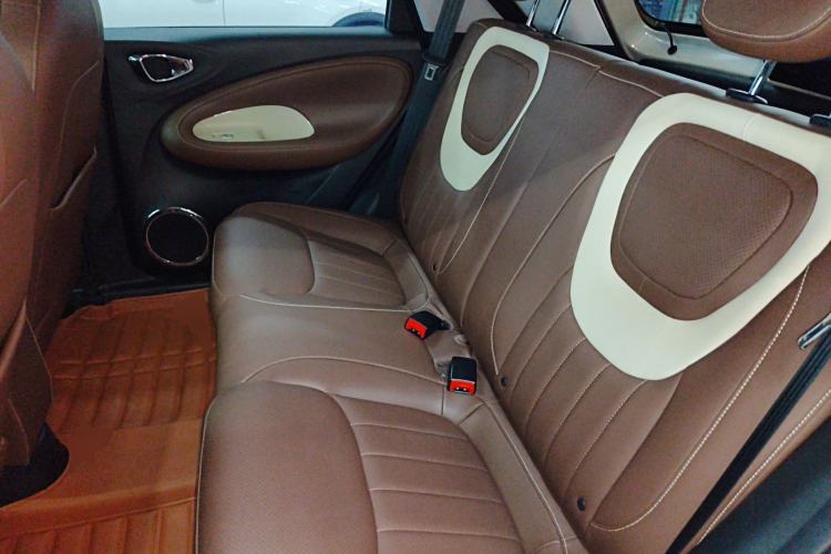 Used Wuling Bingo 2024 333 km Enjoyment Version Left Rear Seat