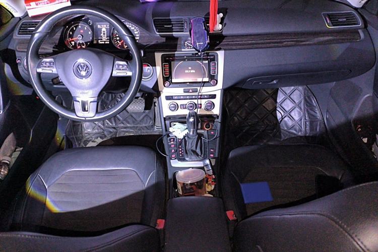 Used Volkswagen Magotan 2012 Facelift 1.8TSI Prestige Model Center Console