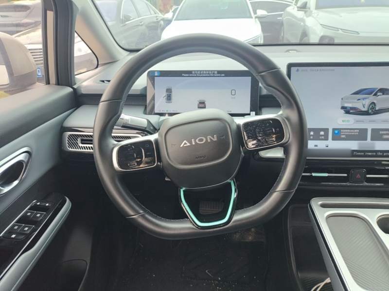 Used AION Y 2023 Plus 510 Smart Edition — 10