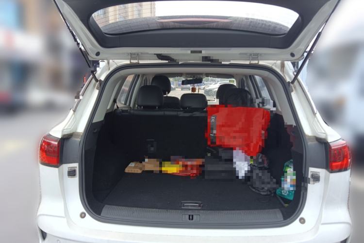 Used Roewe RX5 MAX 2019 300TGI Automatic 4G Connect Luxury Edition Trunk