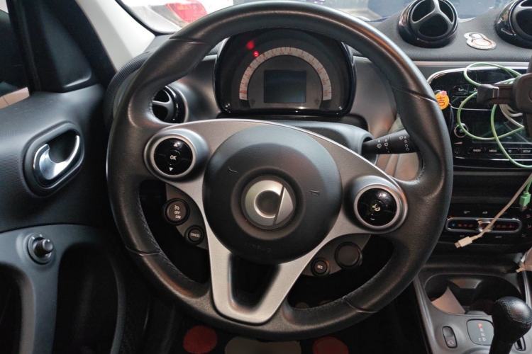 Used smart forfour 2018 1.0L 52kW Passion Edition
