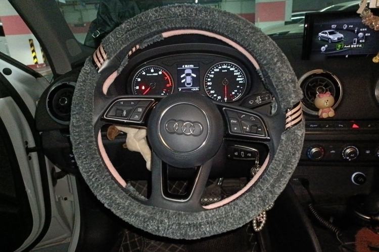 Used Audi A3 2019 Limousine 35 TFSI Fashion Edition China V standard
