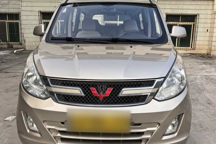 Used Wuling Rongguang V 2016 1.2L Standard Version
