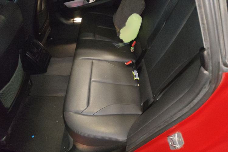 Used BMW 3 Series GT 2018 320i Sport Edition Interior 4