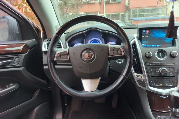Used Cadillac SRX 2012 3.0L Luxury Model Steering Wheel