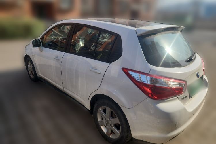 Used Venucia R50 2013 1.6L Automatic Luxury Edition