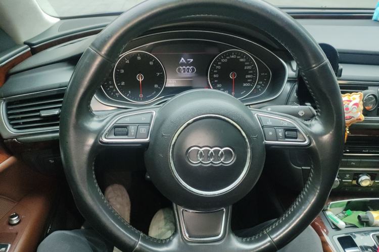 Used Audi A7 2012 3.0TFSI quattro Comfort Edition Steering Wheel