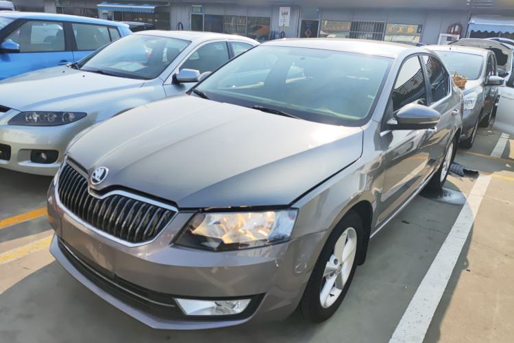 Used Skoda Octavia 2015 1.6L Manual Yijie Edition
