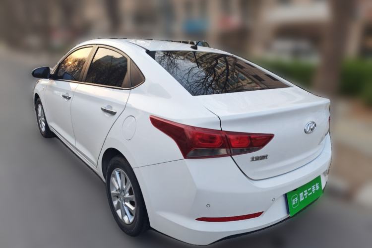 Used Hyundai Verna (new generation) 2016 1.4L Manual Cool Edition GLS Rear Left 45 Deg