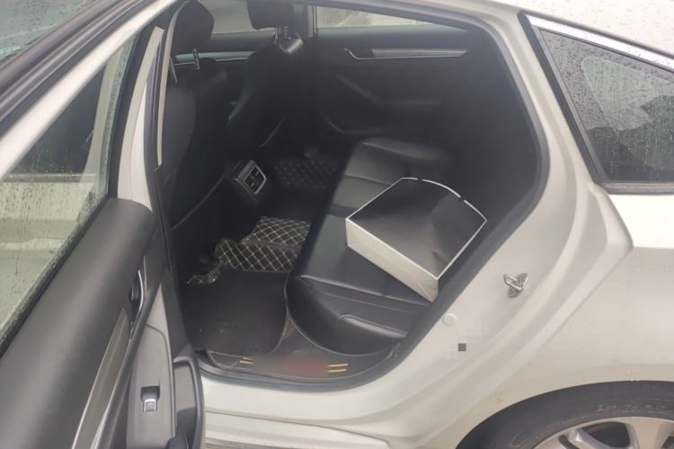 Used Honda Accord 2018 260TURBO Elite Edition China V Interior 4