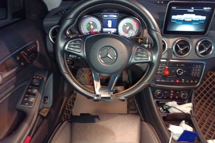 Used Mercedes-Benz GLA 2016 GLA 220 4MATIC Luxury Model
