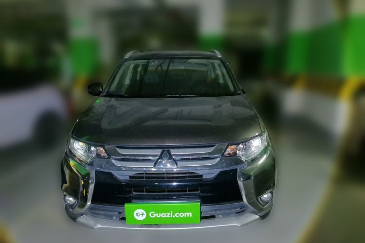 Used Mitsubishi Outlander 2018 2.0L Two-Wheel Drive Glory Edition 5 Seats