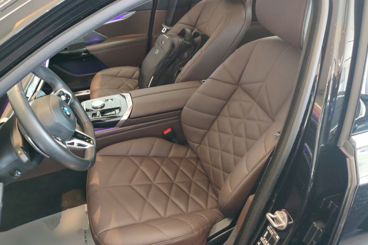 Used BMW 7 Series 2023 735Li M Sport Package Left Front Seat