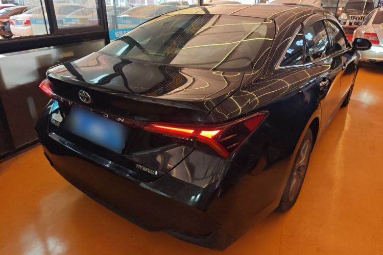 Used Toyota Avalon 2019 Dual-Engine 2.5L Luxury Edition China VI Standard
